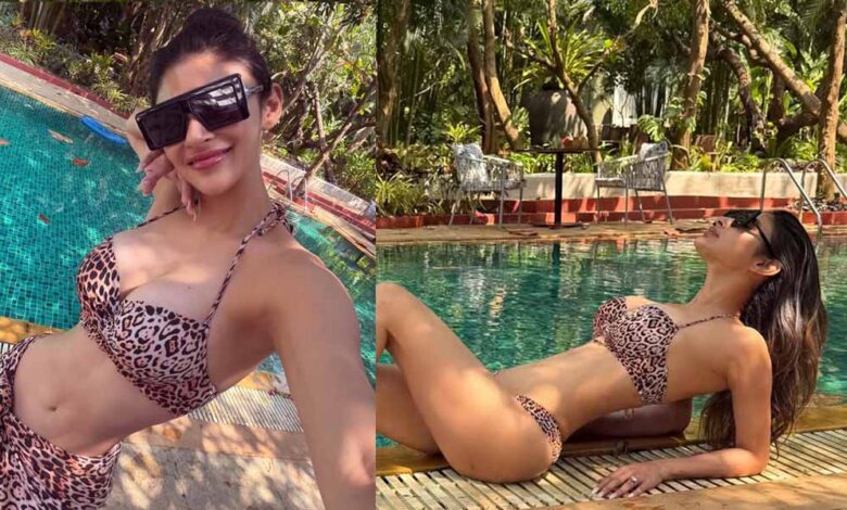 बिकिनी-में-40-साल-की-एक्ट्रेस-मौनी-रॉय,-पूल-किनारे-इतराकर-दिए-हॉट-पोज