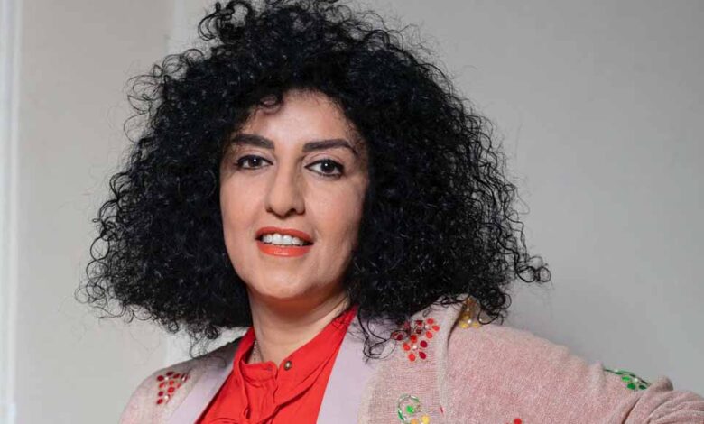 ईरानी-नोबेल-विजेता-नरगिस-मोहम्मदी-को-मिली-7.5-साल-की-नई-सजा,-अब-तक-कुल-44-साल-की-जेल