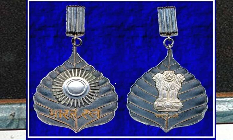 सावरकर-को-भारत-रत्न-की-मांग-पर-गरमाई-सियासत,-विपक्षी-नेताओं-ने-किया-पलटवार