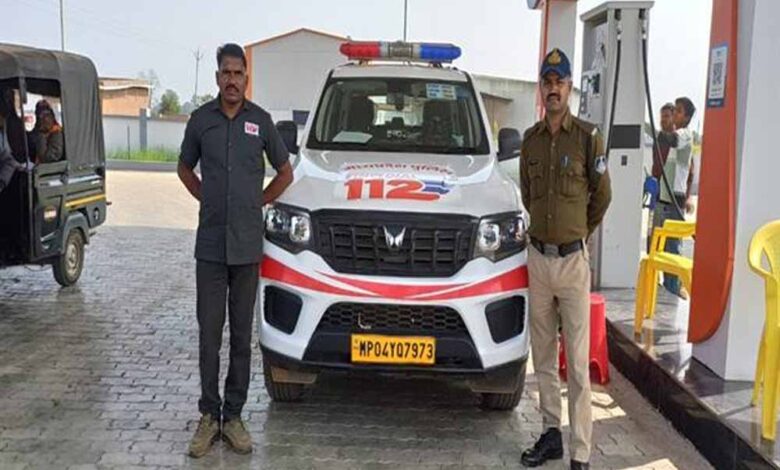 उमरिया-के-डायल-112-हीरोज:-संवेदनशीलता,-तत्परता-और-सेवा-का-जीवंत-उदाहरण