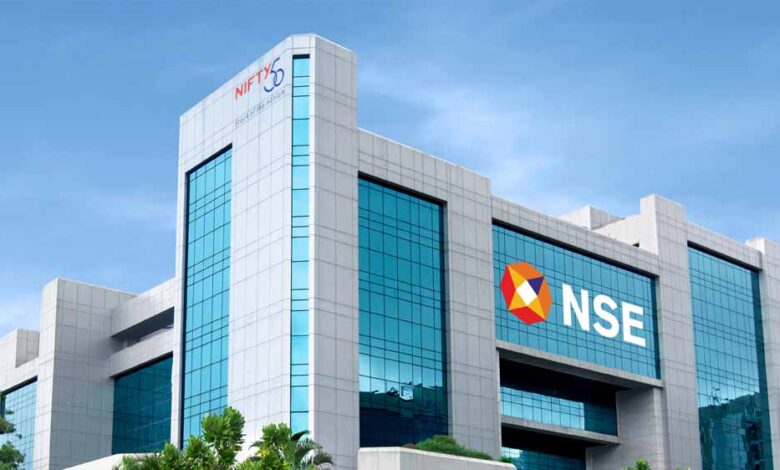 national-stock-exchange-of-india-पर-ट्रेडिंग-अकाउंट्स-25-करोड़-के-पार,-sip-और-शेयर-बाजार-में-निवेशकों-का-बढ़ता-भरोसा