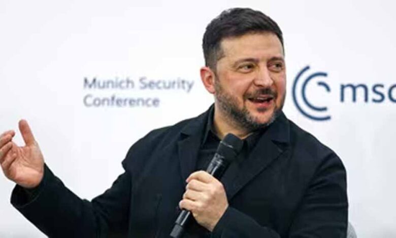 हंगरी-के-प्रधानमंत्री-पर-जेलेंस्की-का-तीखा-तंज,-‘वह-केवल-पेट-बढ़ा-रहे-हैं’