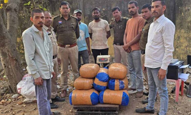 नशे-के-नेटवर्क-पर-करारा-वार:-50-किलो-गांजा-जब्त,-दो-तस्कर-गिरफ्तार