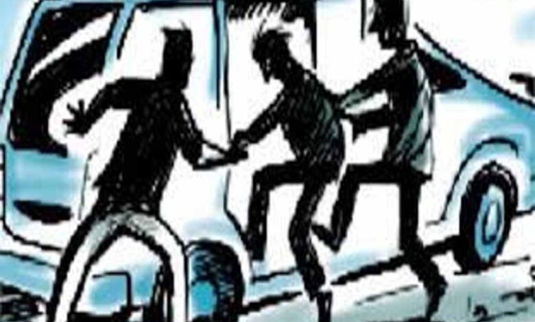 गर्लफ्रेंड-को-लेकर-12वीं-के-छात्र-का-अपहरण,-2-नाबालिग-समेत-तीन-आरोपी-गिरफ्तार