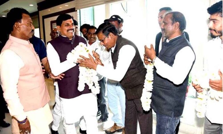 मुख्यमंत्री डॉ. यादव का कुरवाई विधानसभा क्षेत्र के किसानों ने माना आभार