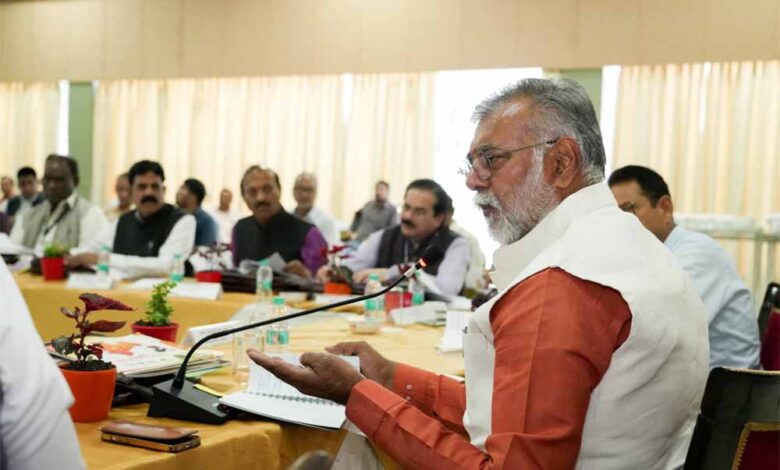 श्रमिकों-के-बच्चों-का-शैक्षणिक-उत्थान-हमारी-प्राथमिकता-:-मंत्री-श्री-पटेल