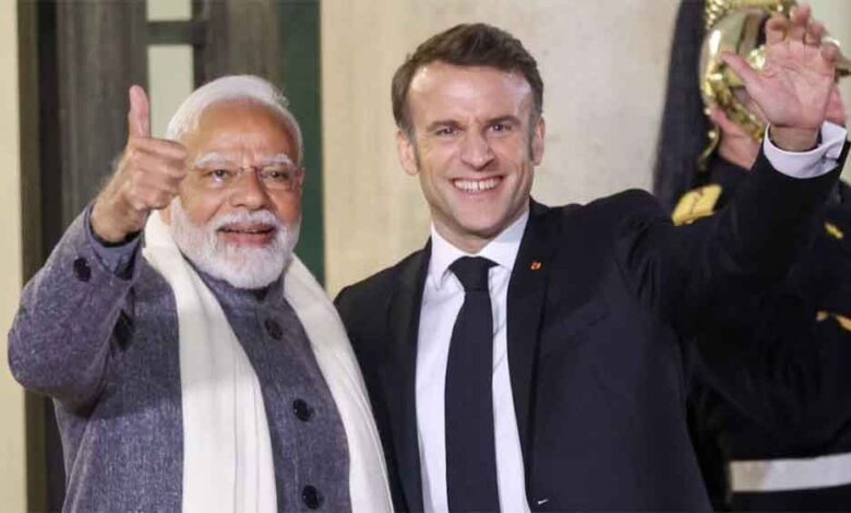 मैक्रों-का-मुंबई-दौरा:-26/11-के-शहीदों-को-श्रद्धांजलि,-भावुक-हुआ-माहौल