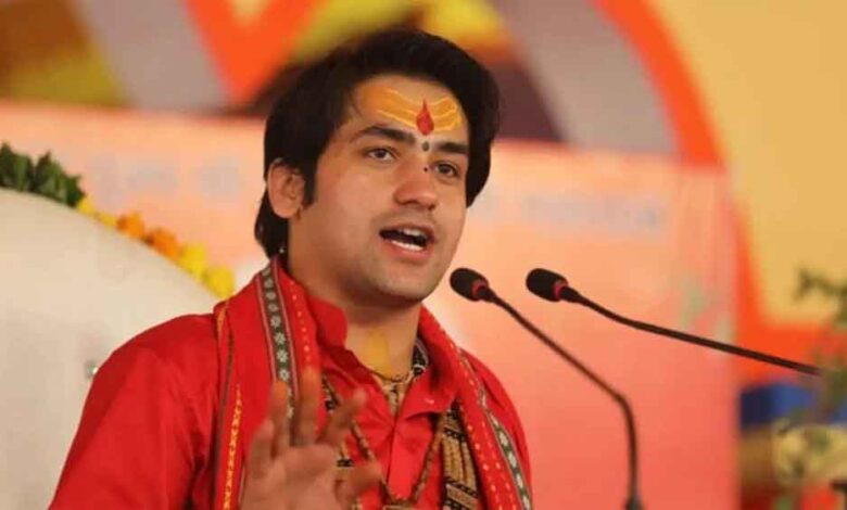 कुबेरेश्वर-धाम-में-धीरेंद्र-शास्त्री-का-बड़ा-बयान,-बोले-‘हम-किसी-का-कर्ज-उधार-नहीं-रखते’