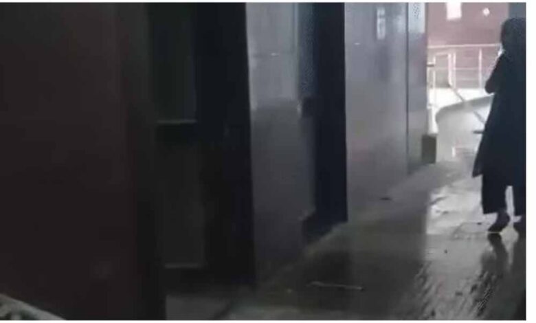 भोपाल-के-जेपी-अस्पताल-में-भीषण-आग,-स्टोर-रूम-से-उठीं-लपटें…-मरीजों-डॉक्टरों-में-मची-अफरा-तफरी