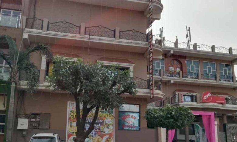 मिस्ट्री-डेथ-बनी-पहेली:-होटल-से-युवक-बाहर-नहीं-निकला,-फिर-छात्रा-ने-कैसे-लगा-ली-फांसी?