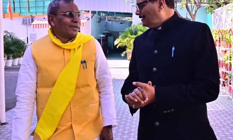 ब्रजेश-पाठक-ने-किया-बटुक-पूजन,-अब-राजभर-ने-खेला-‘समरसता’-वाला-दांव