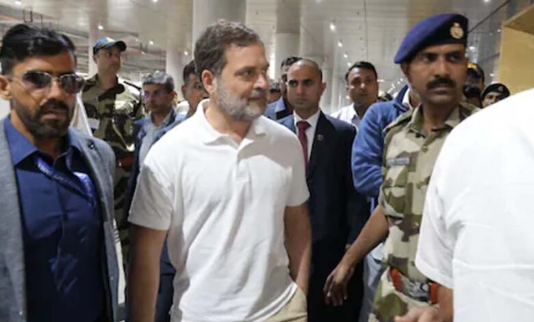 rss-मानहानि-केस:-राहुल-गांधी-भिवंडी-कोर्ट-में-हुए-पेश,-बीजेपी-कार्यकर्ताओं-ने-किया-विरोध