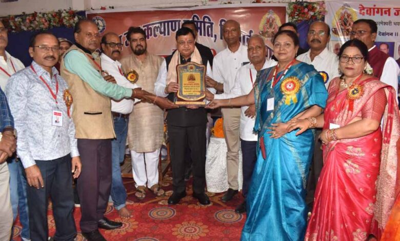 समाज-की-प्रगति-के-लिए-संगठित-रहना-आवश्यक-–-वाणिज्य-एवं-उद्योग-मंत्री-देवांगन