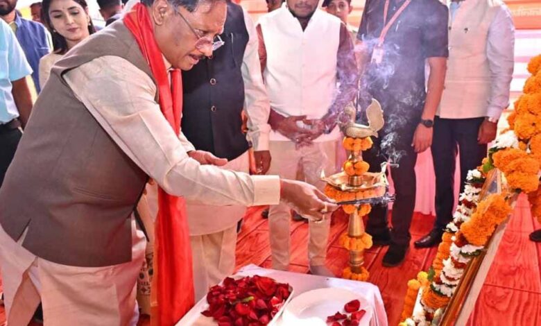 जन्मदिन-पर-सेवा-का-संकल्प:-मुख्यमंत्री-साय-ने-रक्तदान-शिविर-का-किया-शुभारंभ