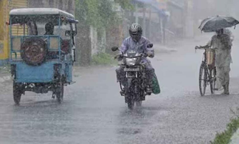 imd-rainfall-alert:-कम-दबाव-का-क्षेत्र-सक्रिय,-इन-राज्यों-में-अगले-48-घंटे-भारी-बारिश-का-खतरा