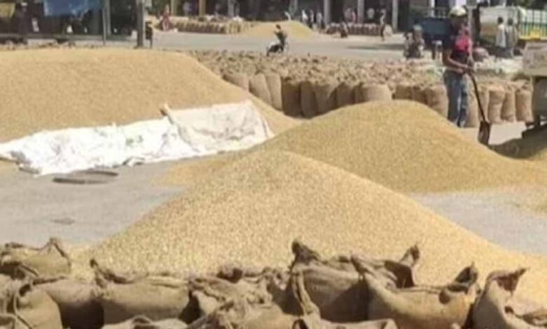 धान-उपार्जन-में-बड़ा-फर्जीवाड़ा,-राइस-मिल-के-मुंशी-समेत-4-गिरफ्तार