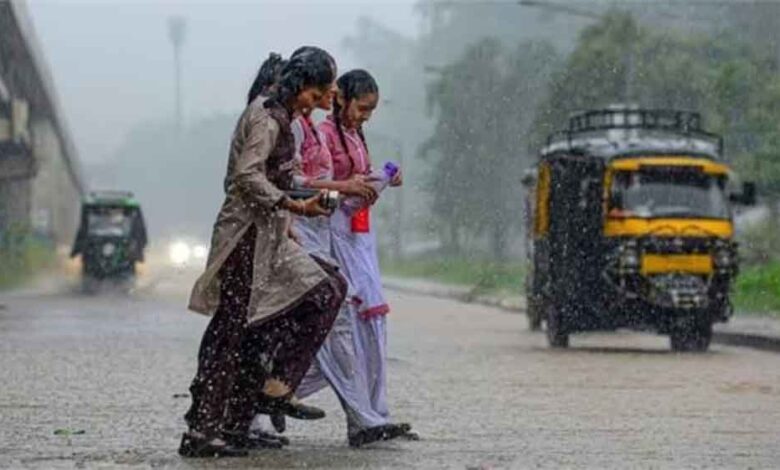 मध्य-प्रदेश-मौसम-बदलेगा-मिजाज:-7-जिलों-में-बारिश-का-अलर्ट,-तापमान-4-डिग्री-तक-बढ़ेगा