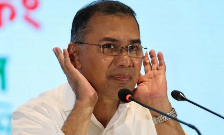 बांगलादेशी सेना में बड़ा फेरबदल, भारत में रुके अफसर को वापस बुलाकर पद संभालने का आदेश