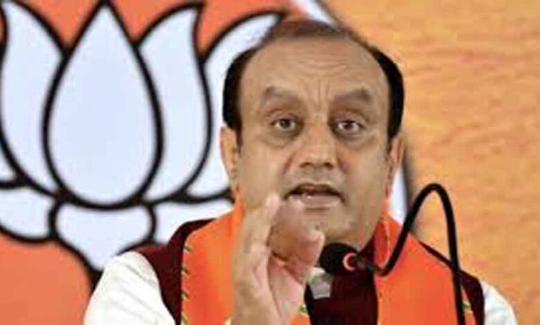 सुधांशु त्रिवेदी का कांग्रेस पर तंज: ‘खानदानी समस्या का इलाज जनता करेगी’