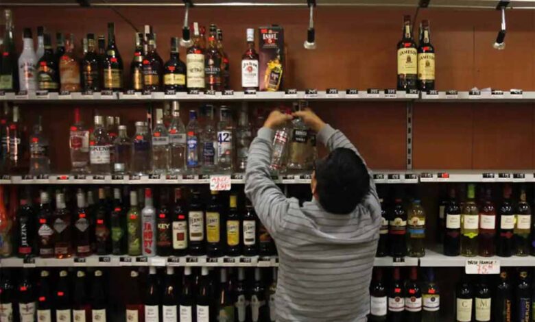 होली से पहले कर लें इंतजाम! मार्च में कई दिन बंद रहेंगे शराब के ठेके