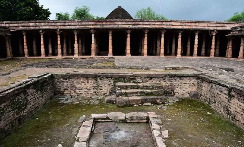 धार भोजशाला विवाद: सुप्रीम कोर्ट को सीलबंद लगी रिपोर्ट, पक्षकारों के पास पहले से मौजूद