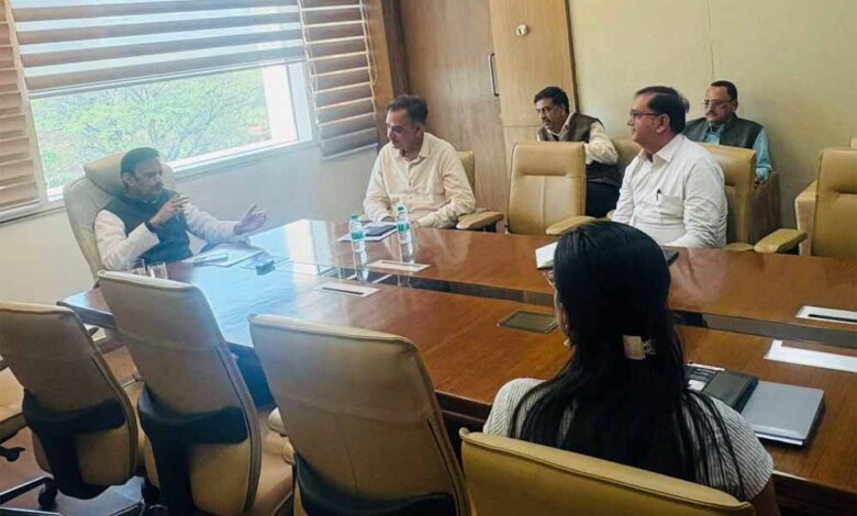 बीहर रिवर फ्रंट शेष कार्य को शीघ्र पूर्ण करें: उप मुख्यमंत्री  शुक्ल