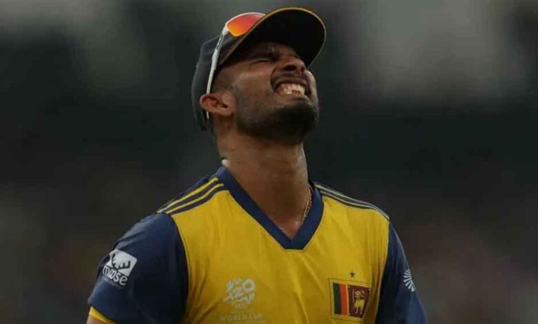 टी20 वर्ल्ड कप से बाहर होते ही दासुन शनाका का बयान—सरकार से दखल की मांग ने मचाई हलचल