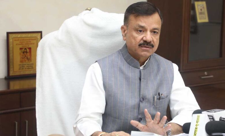 7 दिन गायब? नौकरी जाएगी! शिक्षा विभाग का सख्त फरमान, मंत्री बोले– लापरवाही बर्दाश्त नहीं