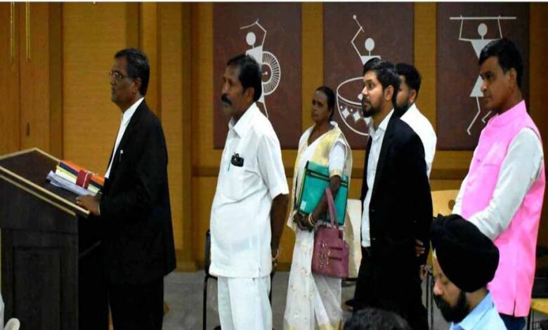 मुख-सचिव-सोनमणि-बोरा-की-अध्यक्षता-में-उच्च-स्तरीय-प्रमाणीकरण-छानबीन-समिति-की-बैठक