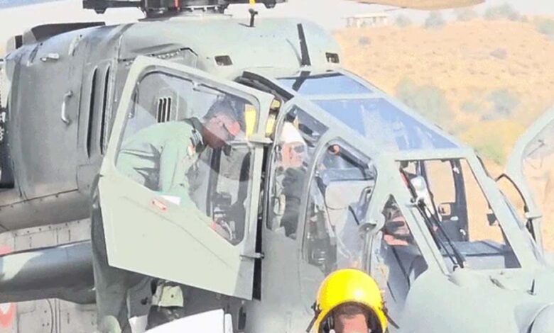 फाइटर हेलिकॉप्टर प्रचंड उड़ाने वाली पहली राष्ट्रपति Droupadi Murmu, कॉकपिट से वीर सैनिकों को दिया गर्व और धन्यवाद का संदेश