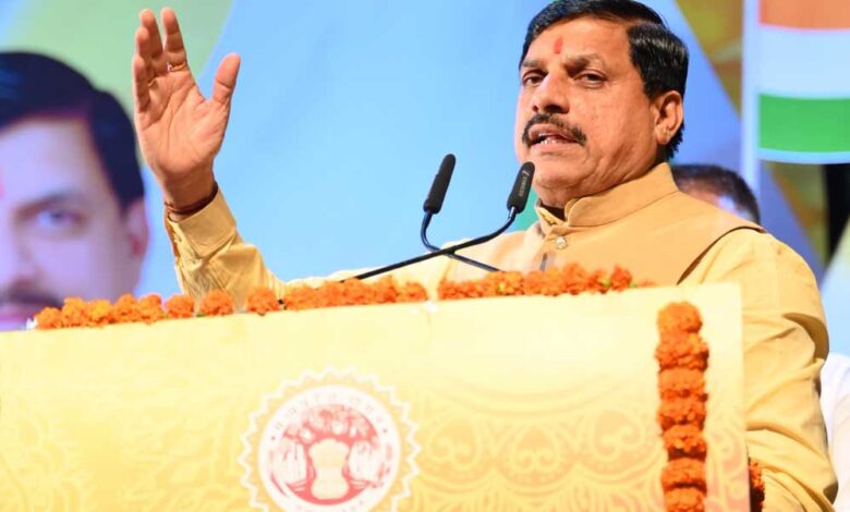 CM मोहन ने सागर में खोला सौगातों का पिटारा, 7 बड़ी घोषणाएं करके सबको चौंकाया