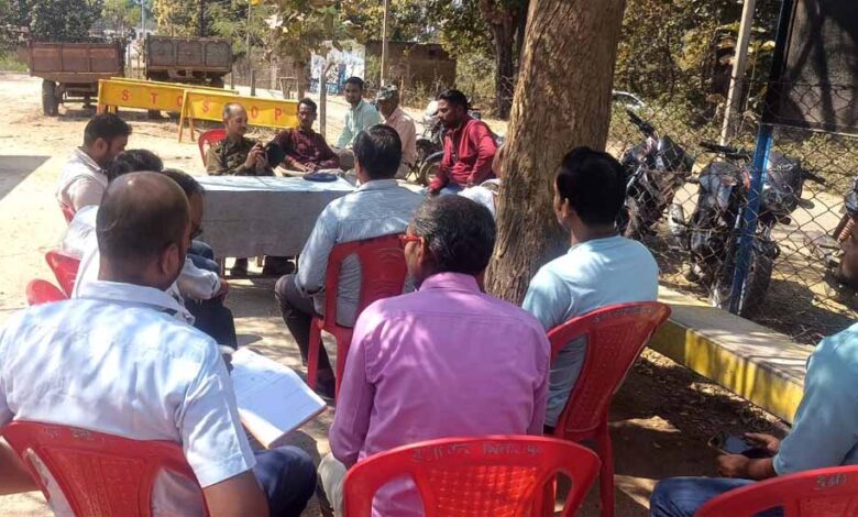 बिलासपुर पुलिस चौकी में शांति समिति की बैठक, त्योहारों को लेकर बनी रणनीति